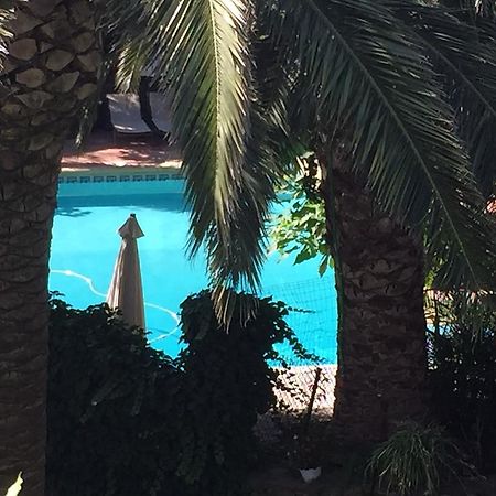 Domaine Saint Nicolas Panzió Perpignan Kültér fotó