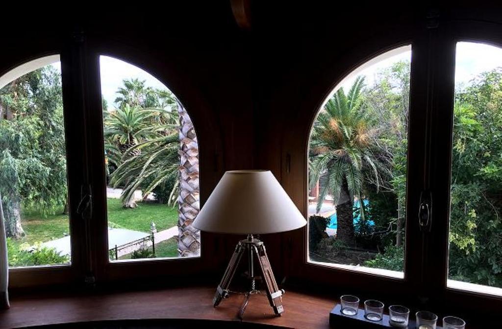Domaine Saint Nicolas Panzió Perpignan Szoba fotó